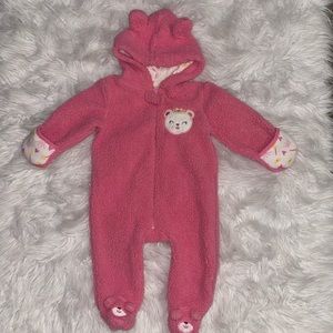 Babygear onesie size 3-6 months used once in great condition super cute